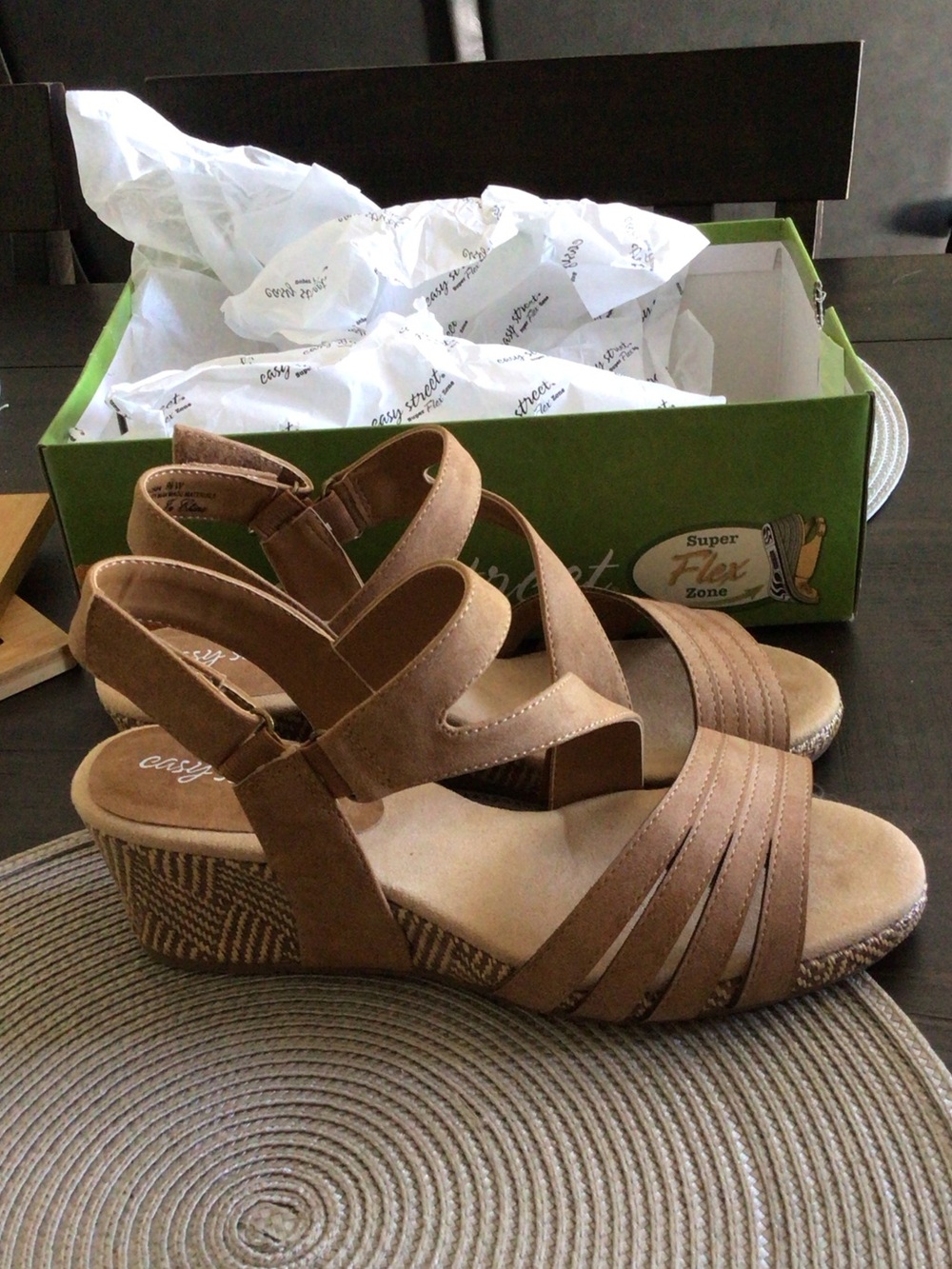 easy street Tan Multi-Strap Women's Wedge Sandals 9 1/2 W - Picture 4 of 7